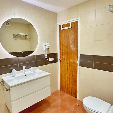 Nomad Haux In The Heart Of Tossa 9 Апартаменты *
